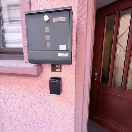 Am Dorfbrunnen *